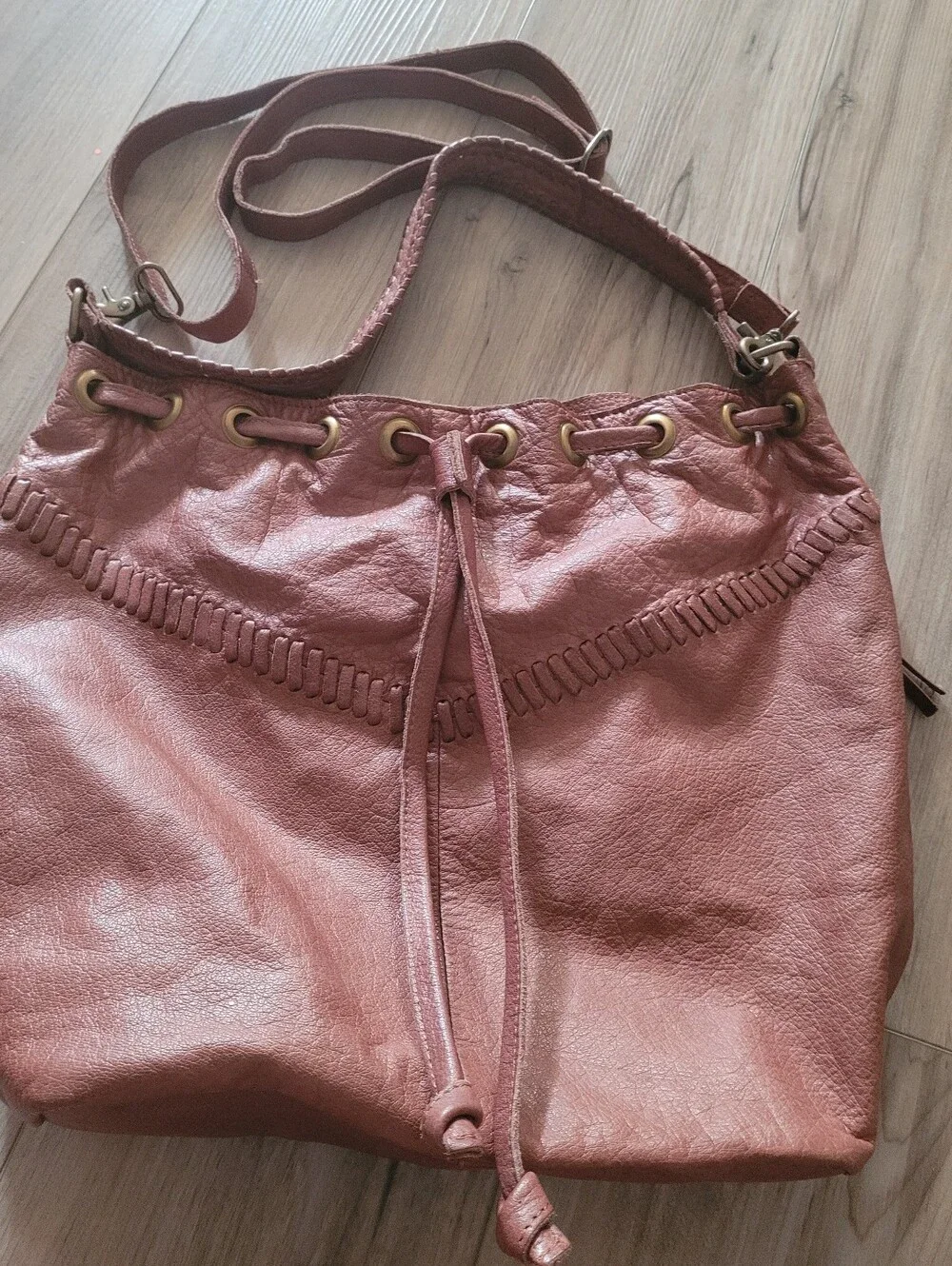 Day and Mood Hobo Bag Leather Brown Preowned.